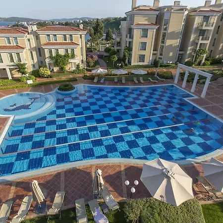 Flores Garden Beach Apartament Czernomorec